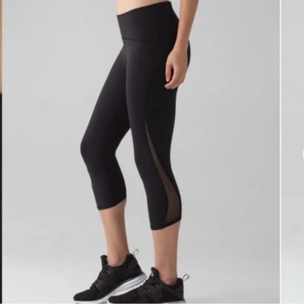 Lululemon Train Times Crop Size 4 Black Mesh Panels